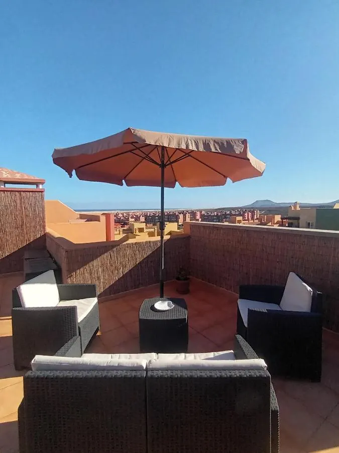 Brisas Fuerteventura: Optic Fiber,Solarium,Bbq Apartment Corralejo
