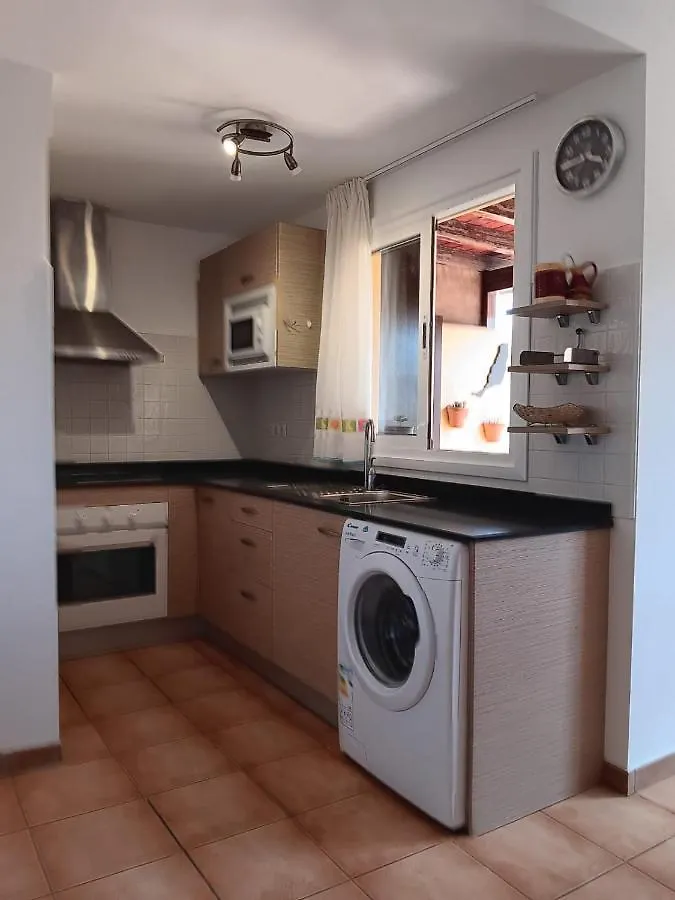 Brisas Fuerteventura: Optic Fiber,Solarium,Bbq Apartment Corralejo